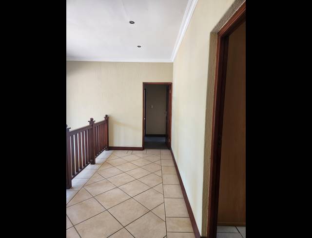 6 BEDROOM HOUSE FOR SALE IN BIRDWOOD ESTATE
